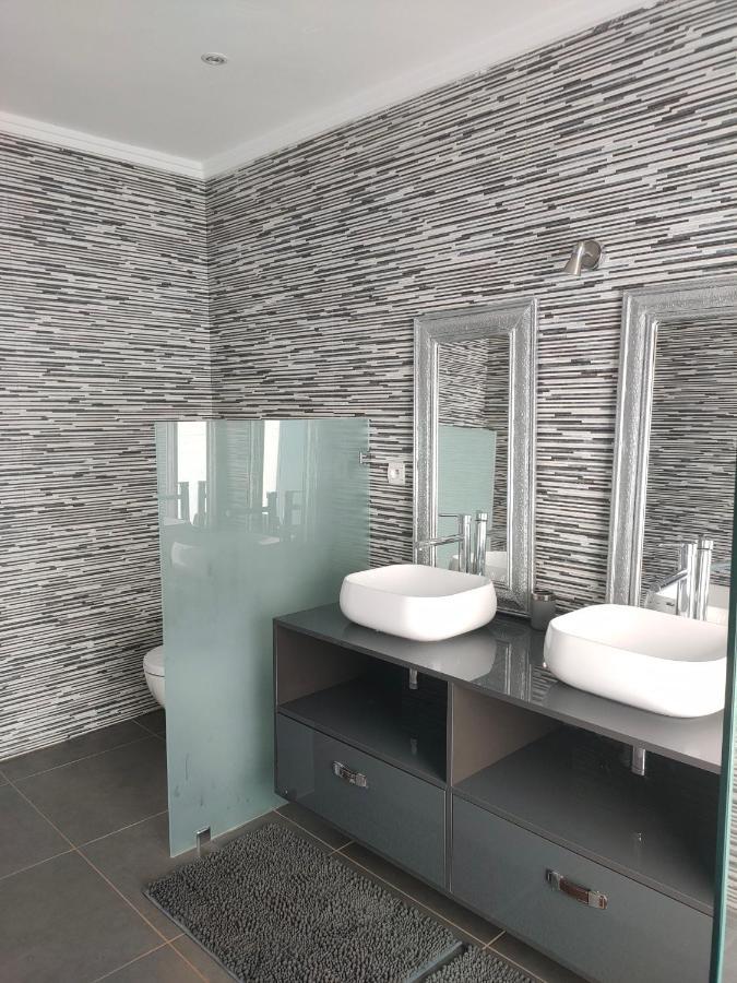 Appartement Sara Avec Sa Piscine Et Jardin Marrakesh